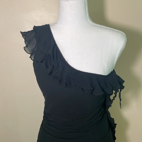 Express Ruffle Silk One-Shoulder Midi Dress - Picture 3 of 7